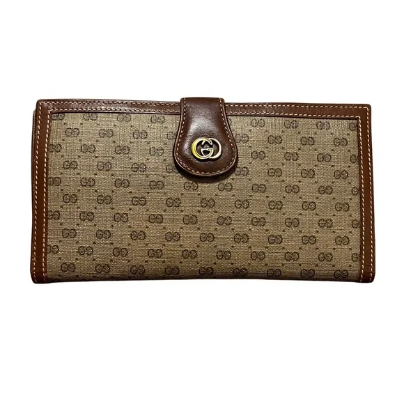 Gucci Monogram Bag with Blue and Cream Scarf - Picture 2 of 8